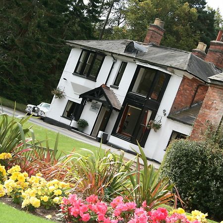 Rubery Old Rose And Crown Hotel Birmingham מראה חיצוני תמונה