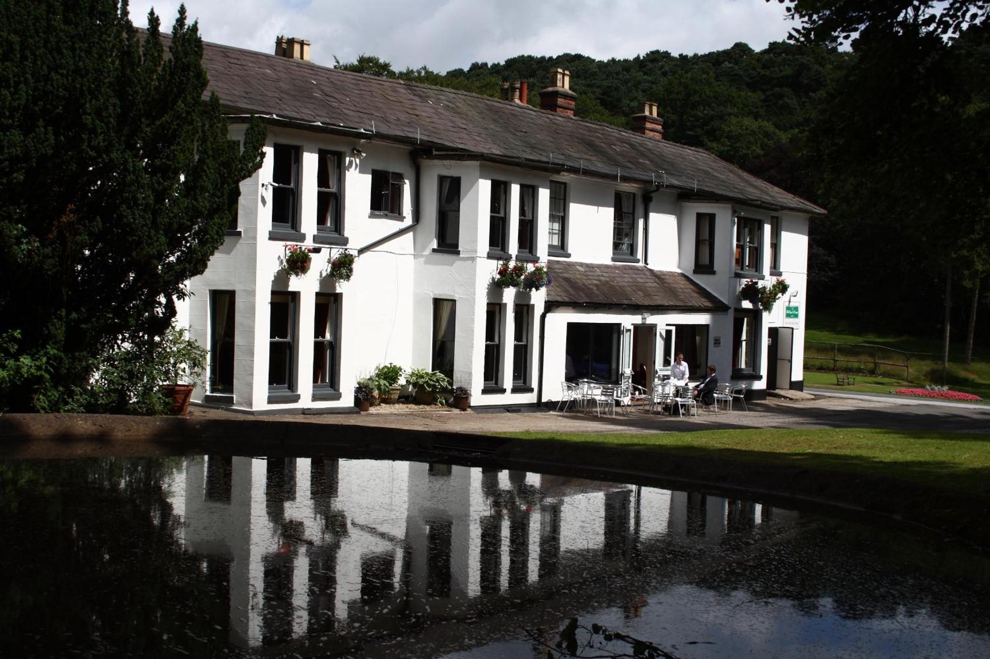Rubery Old Rose And Crown Hotel Birmingham מראה חיצוני תמונה