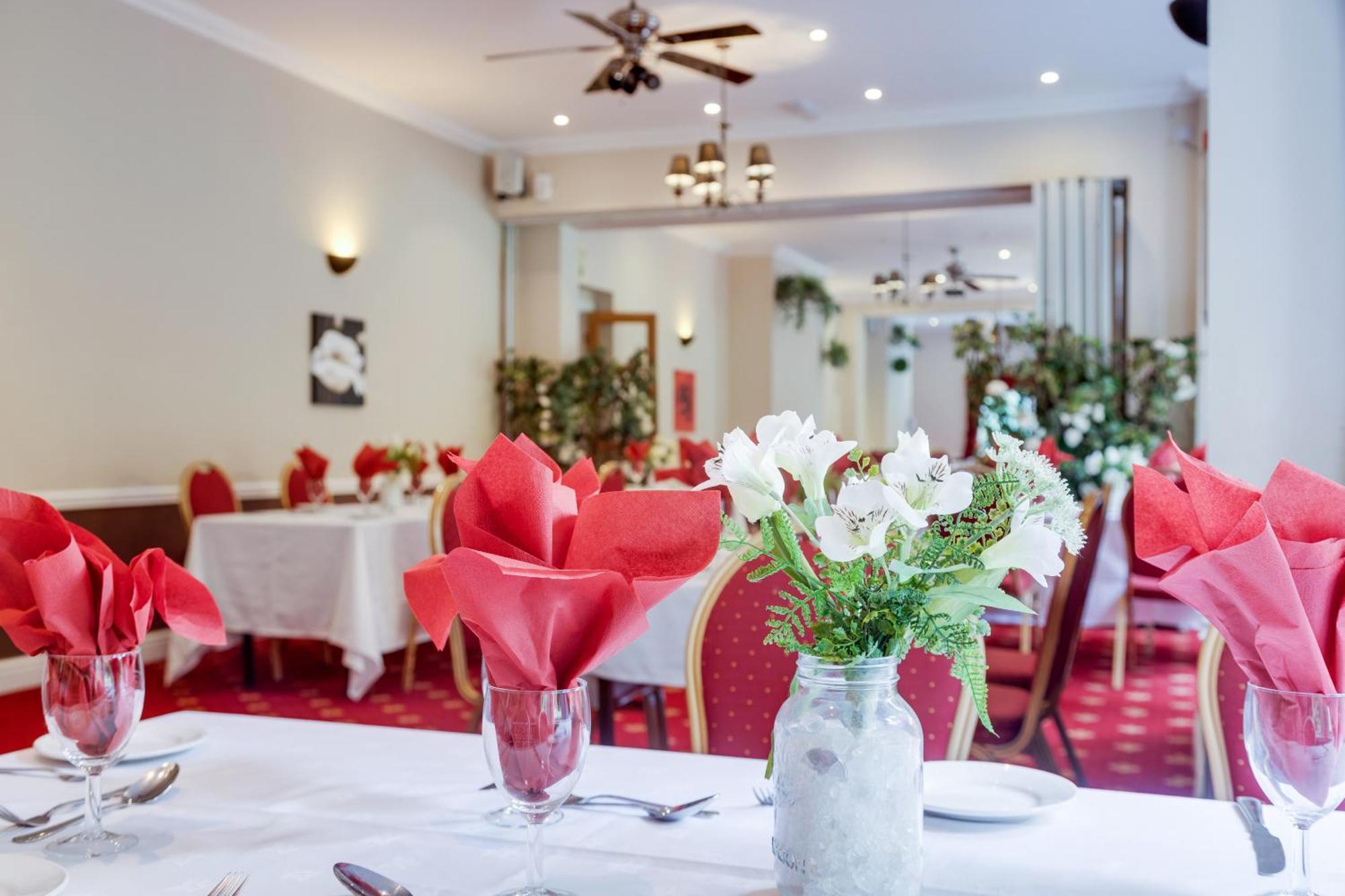 Rubery Old Rose And Crown Hotel Birmingham מראה חיצוני תמונה
