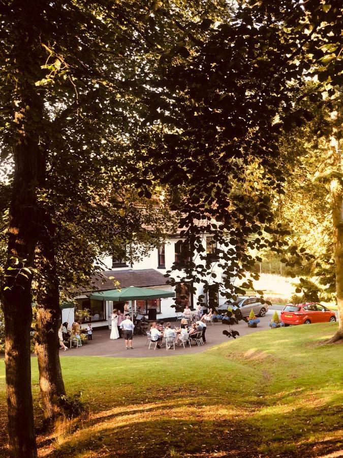 Rubery Old Rose And Crown Hotel Birmingham מראה חיצוני תמונה